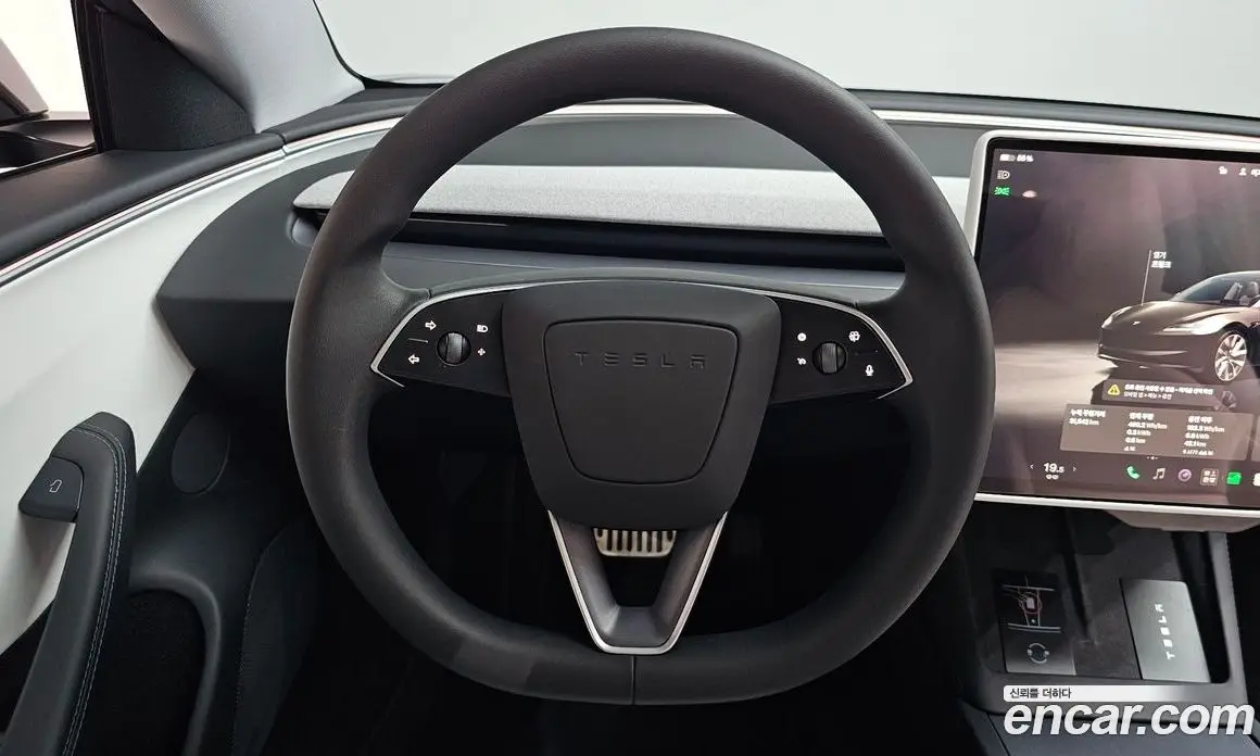Tesla Model 3 2024 0.2 автомат (гидро), фото 18 Tesla Model 3 2024 0.2 автомат (гидро), фото 18