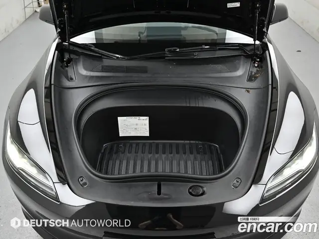 Tesla Model 3 2024 автомат (гидро), миниатюра 6