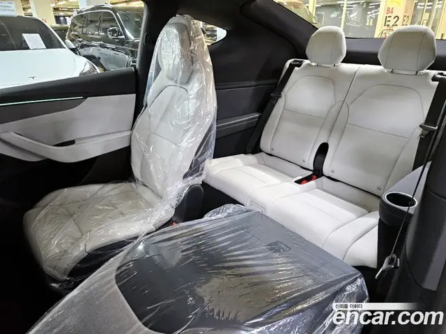 Tesla Model Y 2026 0.2 автомат (гидро), миниатюра 12