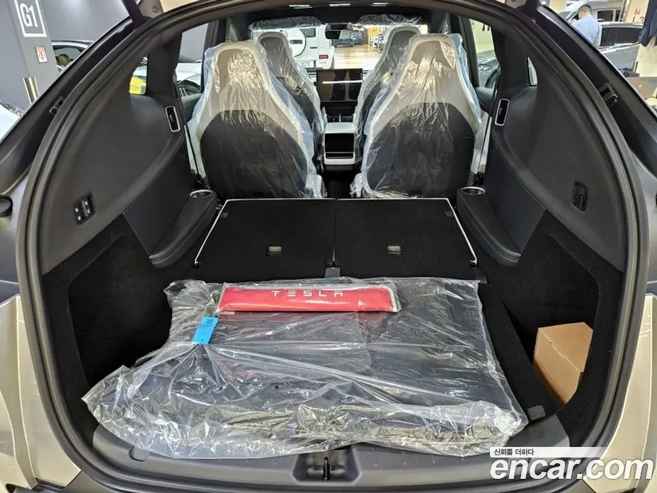 Tesla Model Y 2026 0.2 автомат (гидро), фото 16 Tesla Model Y 2026 0.2 автомат (гидро), фото 16
