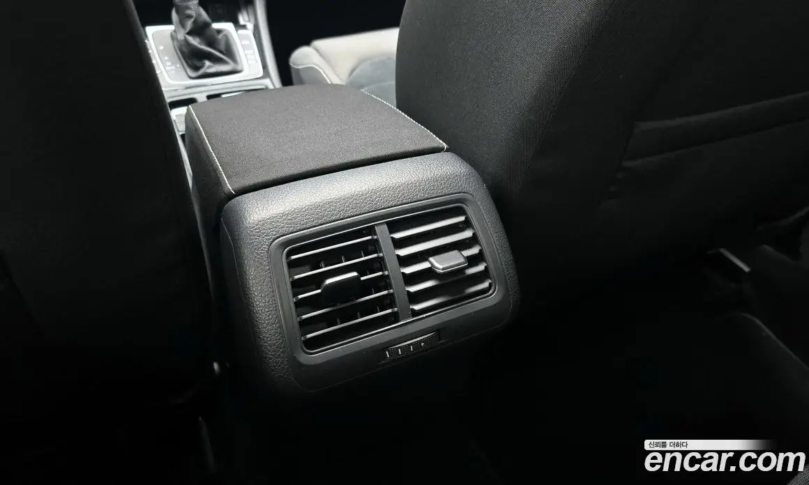 Volkswagen Golf 2013 2.0 автомат (гидро), фото 17