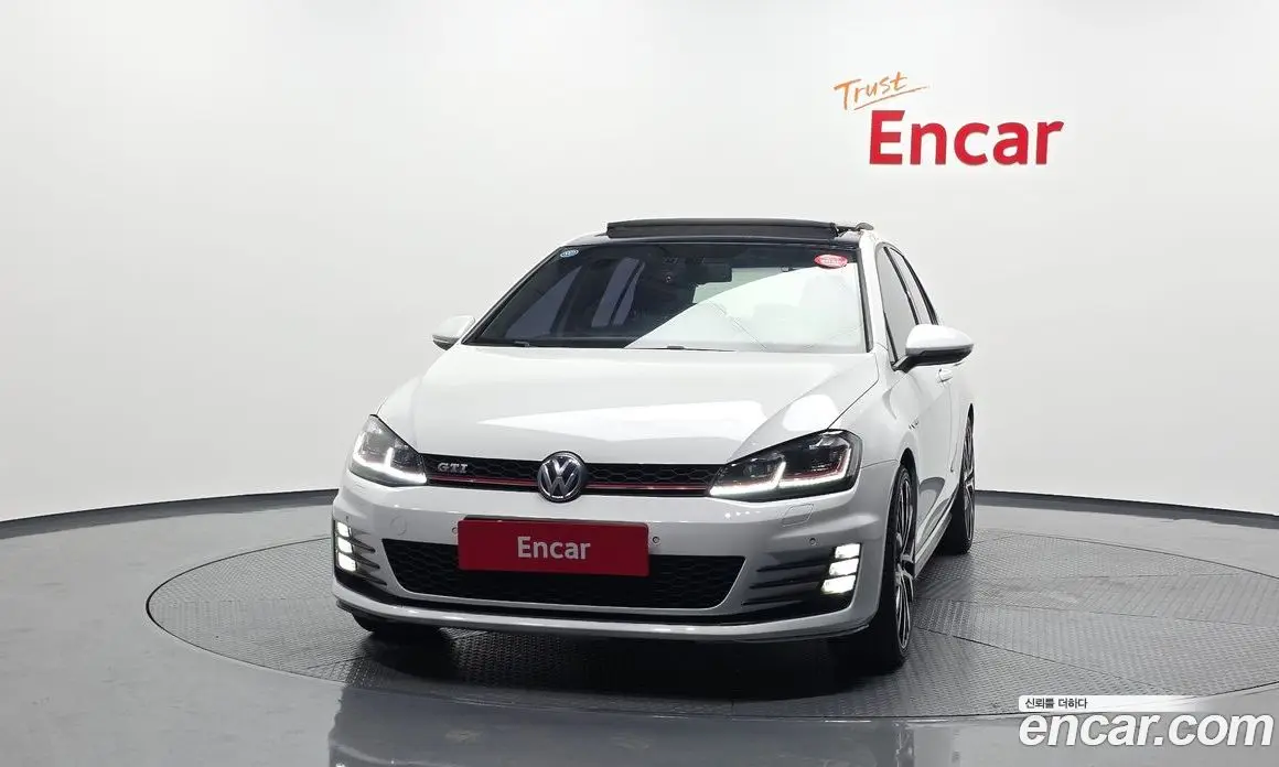 Volkswagen Golf 2016 2.0 автомат (гидро), фото 3