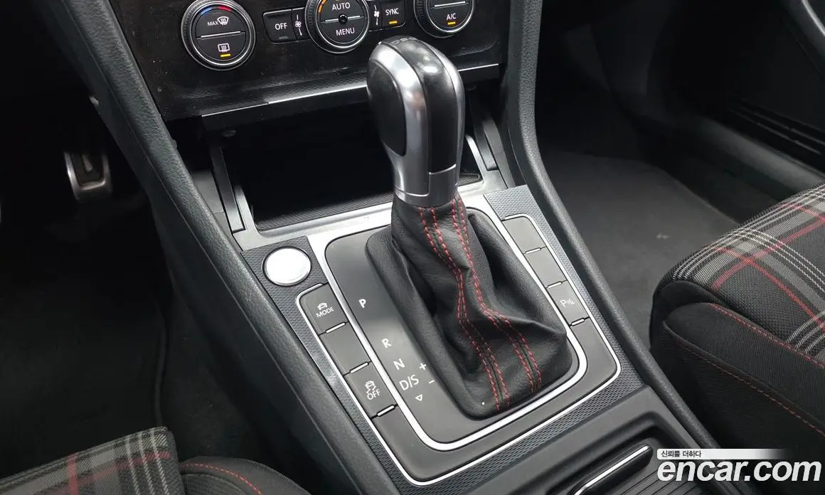 Volkswagen Golf 2016 2.0 автомат (гидро), фото 9