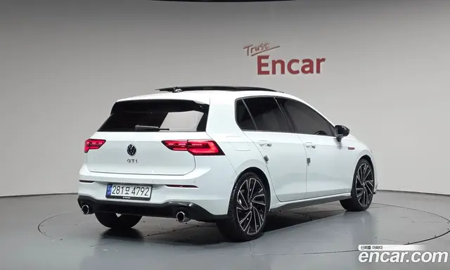 Volkswagen Golf, 2024, 34 907 км