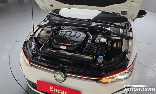 Volkswagen Golf 2024 2.0 автомат (гидро), миниатюра 5