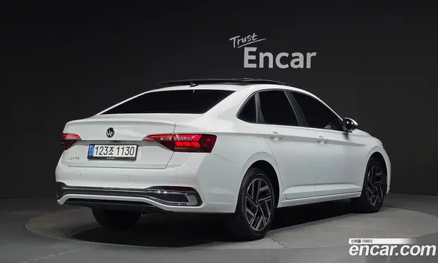 Volkswagen Jetta 2022 1.5 автомат (гидро), миниатюра 2