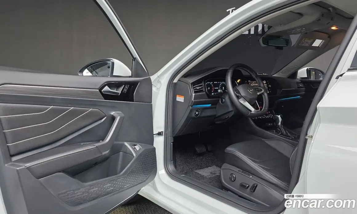 Volkswagen Jetta 2022 1.5 автомат (гидро), фото 13