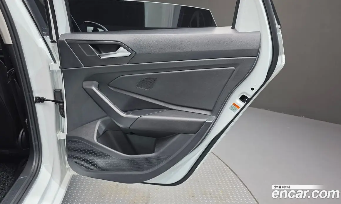Volkswagen Jetta 2022 1.5 автомат (гидро), фото 15