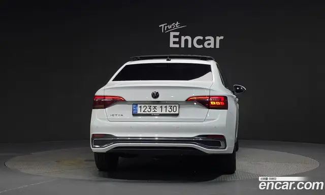 Volkswagen Jetta 2022 1.5 автомат (гидро), миниатюра 4