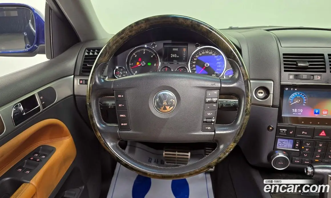 Volkswagen Touareg 2007 4.9 автомат (гидро), фото 14