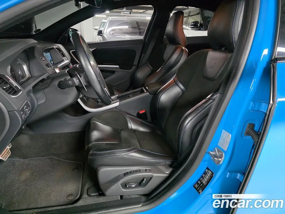 Volvo S60 2017 2.0 автомат (гидро), фото 14