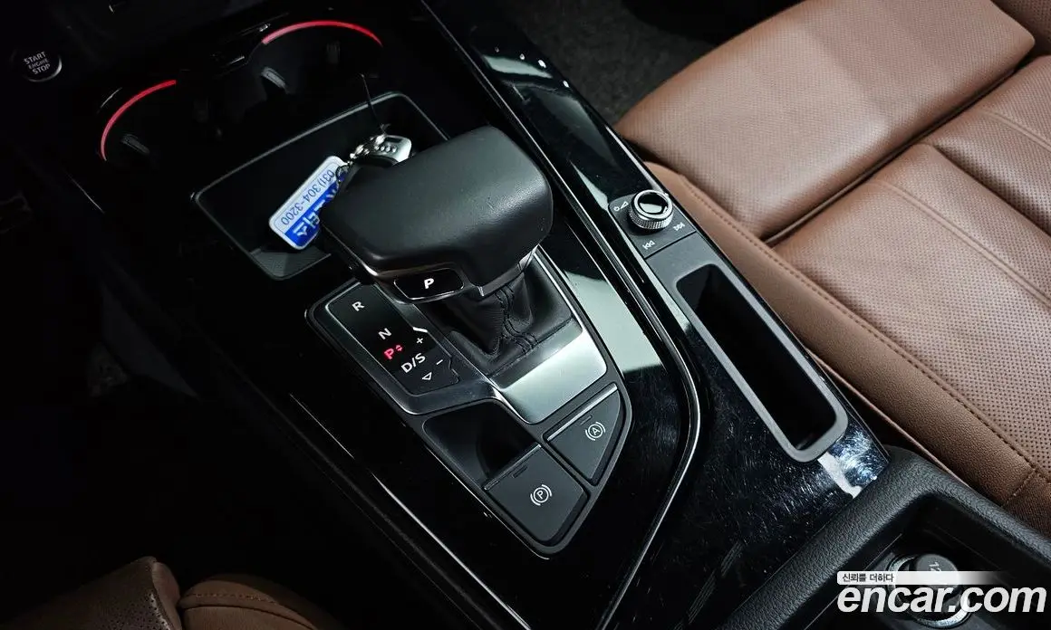 Audi A4 2021 2.0 автомат (гидро), фото 12