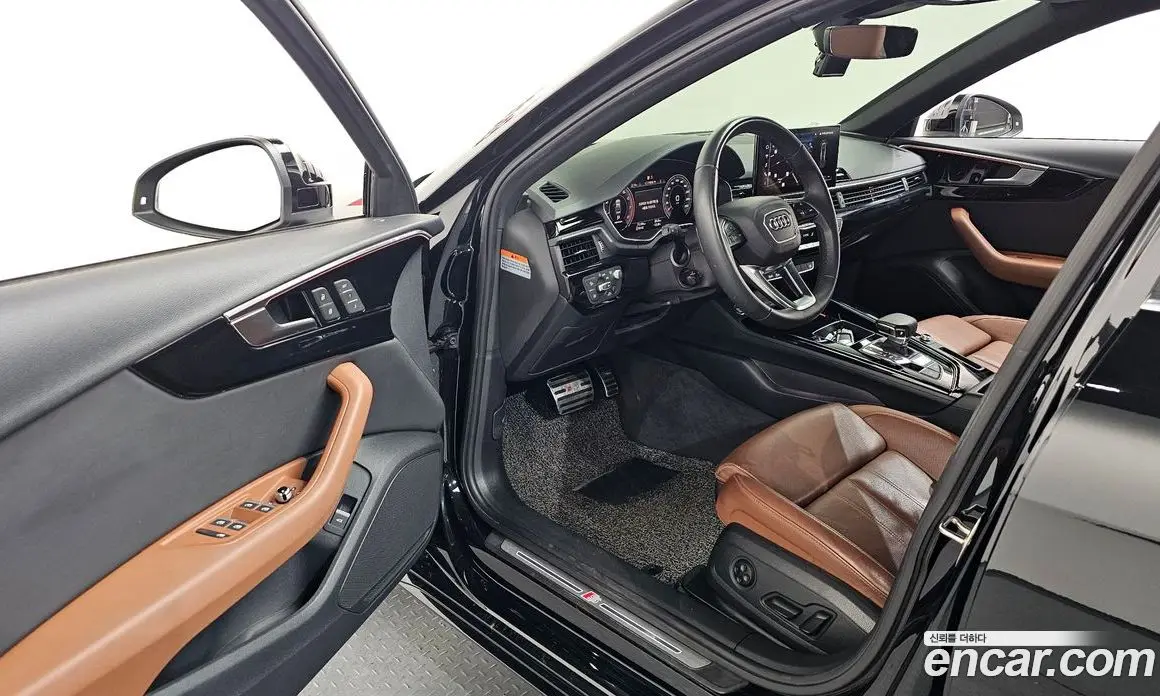 Audi A4 2021 2.0 автомат (гидро), фото 13