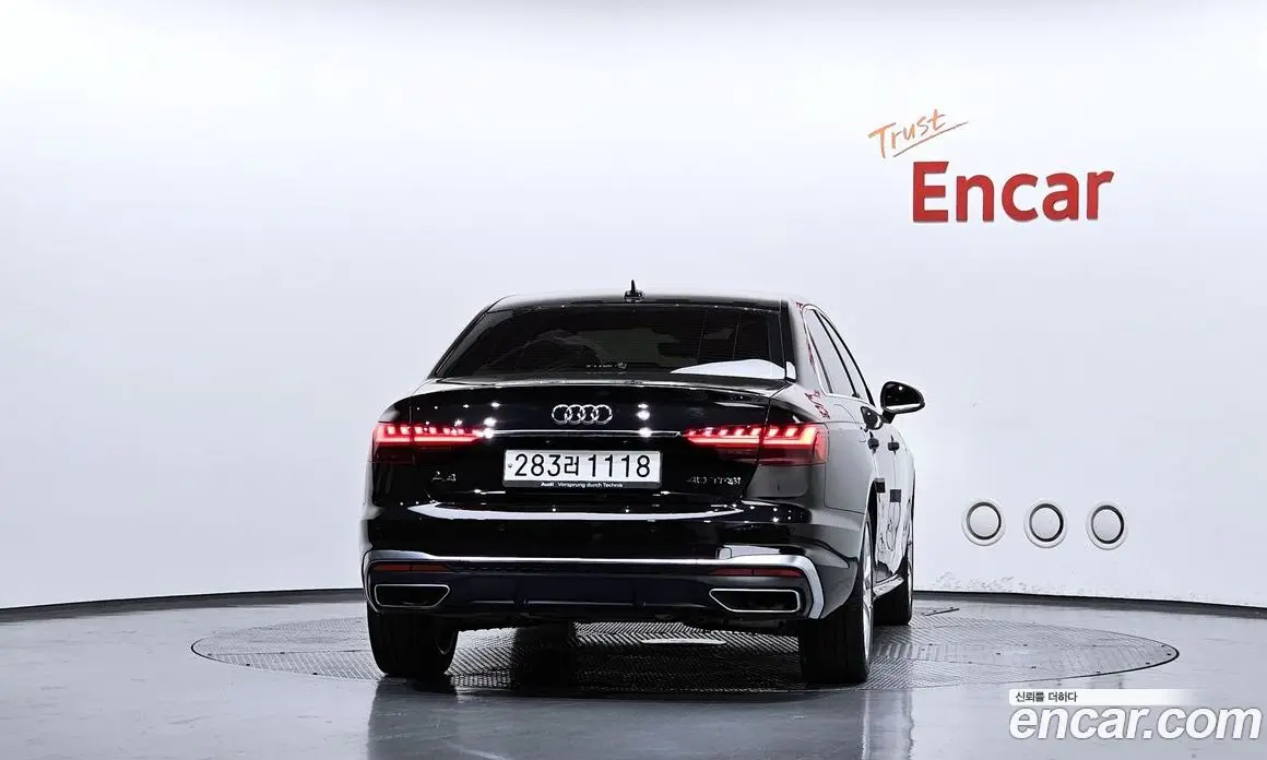 Audi A4 2021 2.0 автомат (гидро), фото 4
