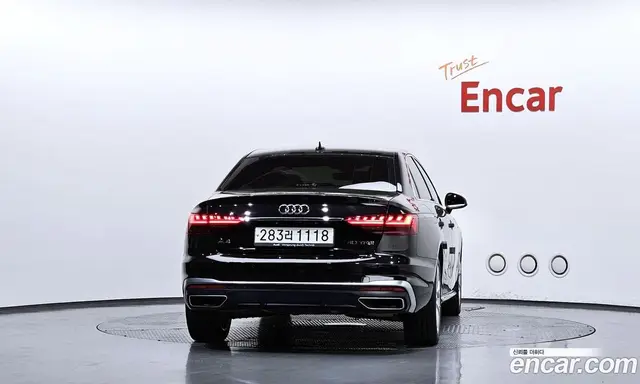 Audi A4 2021 2.0 автомат (гидро), миниатюра 4