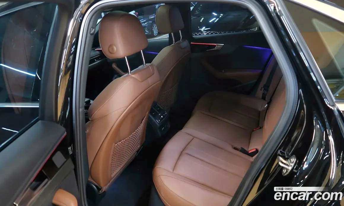 Audi A4 2023 2.0 автомат (гидро), фото 14
