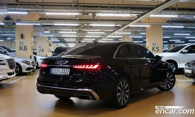 Audi A4 2023 2.0 автомат (гидро), миниатюра 4