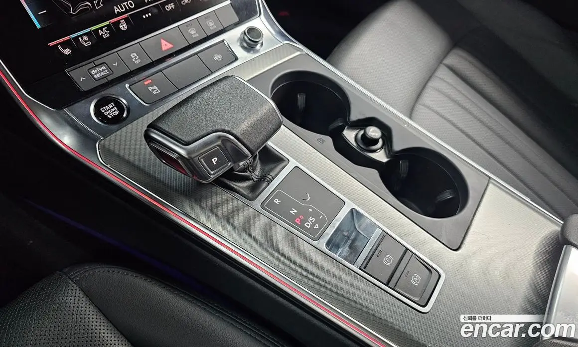 Audi A6 2021 2.0 автомат (гидро), фото 12