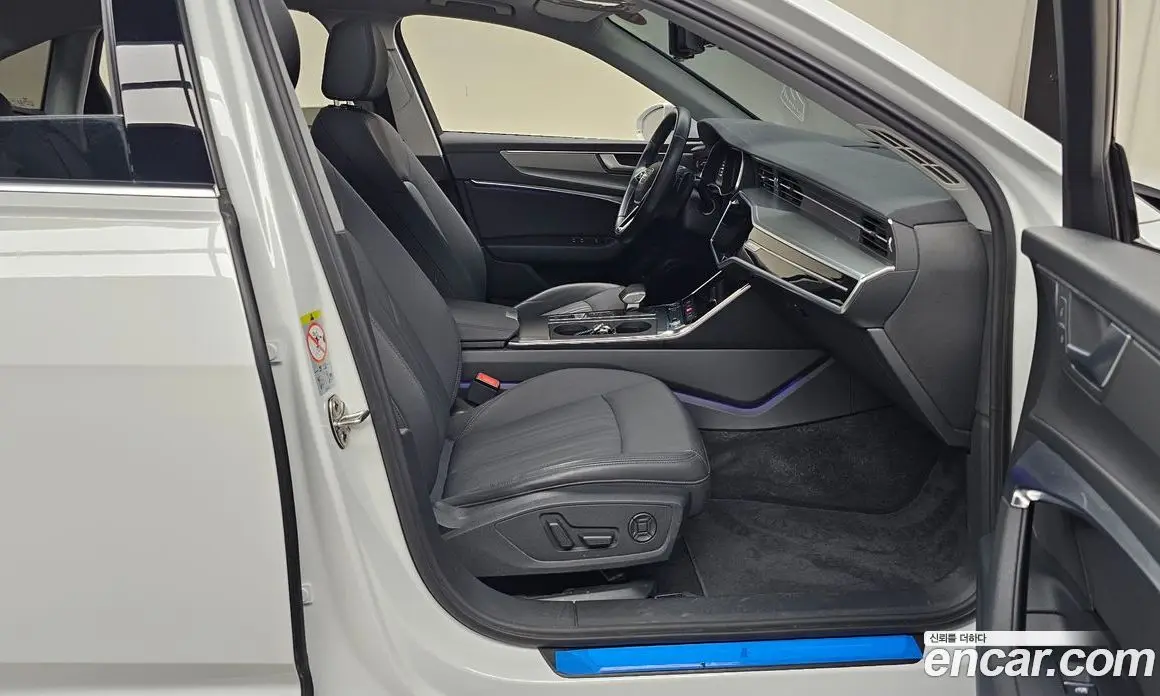 Audi A6 2021 2.0 автомат (гидро), фото 16