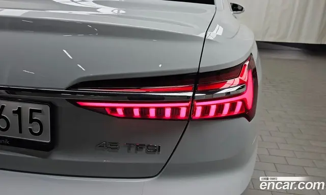 Audi A6 2021 2.0 автомат (гидро), миниатюра 9