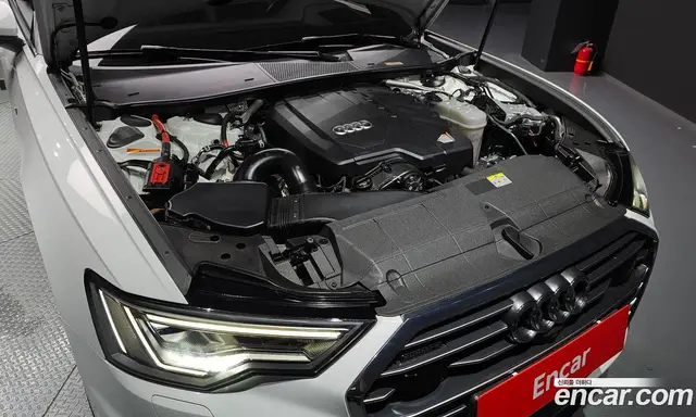 Audi A6 2022 2.0 автомат (гидро), миниатюра 6