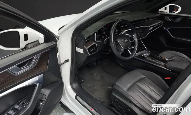 Audi A6 2022 2.0 автомат (гидро), миниатюра 10