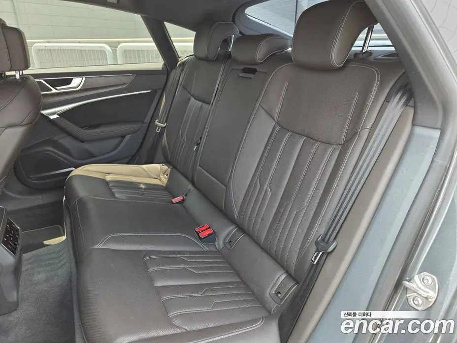 Audi A7 2021 3.0 автомат (гидро), фото 12