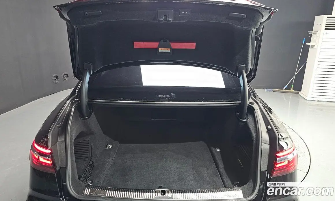 Audi A8 2020 3.0 автомат (гидро), фото 26