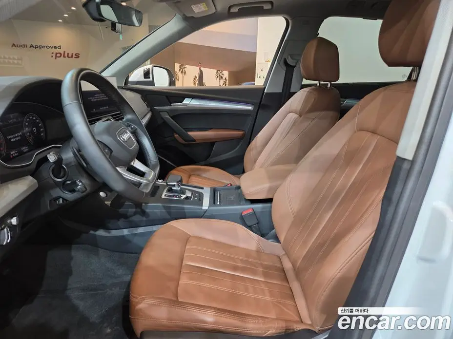 Audi Q5 2023 2.0 автомат (гидро), фото 10