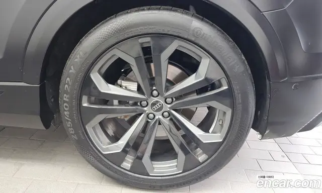 Audi Q8 2023 3.0 автомат (гидро), миниатюра 7