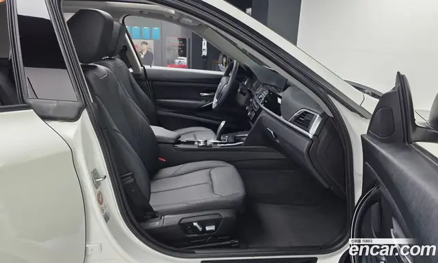 BMW 3 серия 2017 2.0 автомат (гидро), миниатюра 11
