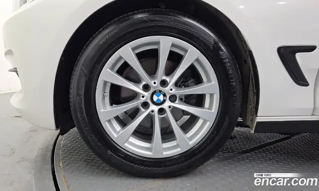 BMW 3 серия 2017 2.0 автомат (гидро), миниатюра 5