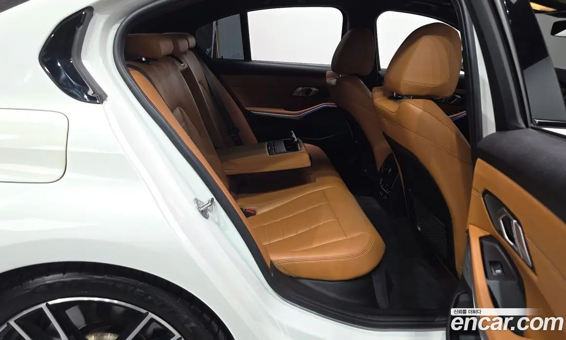 BMW 3 серия 2019 2.0 автомат (гидро), фото 17