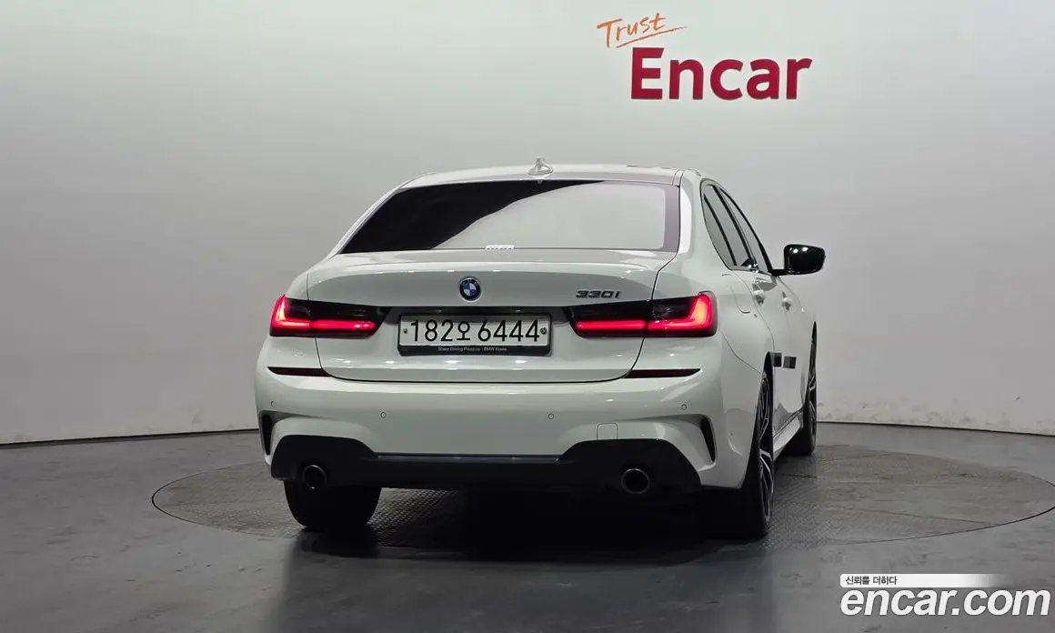 BMW 3 серия 2019 2.0 автомат (гидро), фото 4