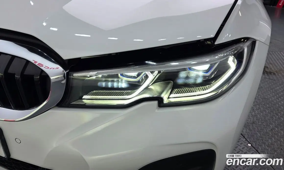 BMW 3 серия 2019 2.0 автомат (гидро), фото 8