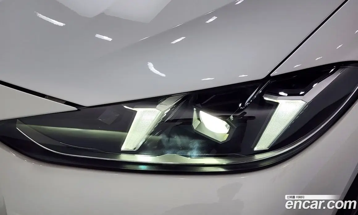 BMW 4 серия 2025 2.0 автомат (гидро), фото 8