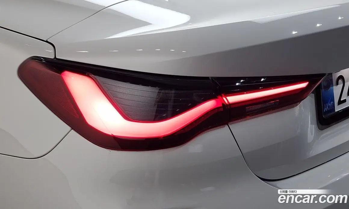 BMW 4 серия 2025 2.0 автомат (гидро), фото 9