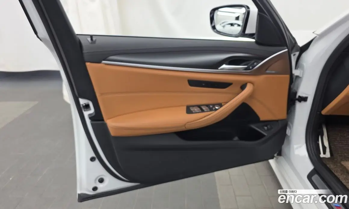 BMW 5 серия 2023 2.0 автомат (гидро), фото 13