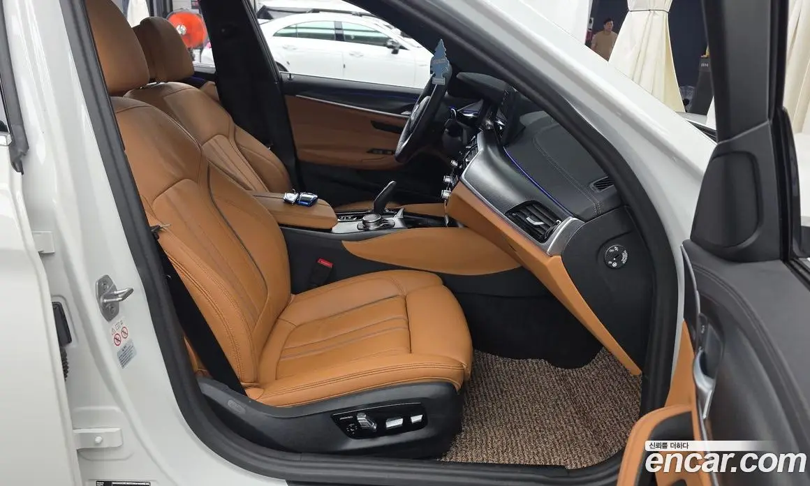BMW 5 серия 2023 2.0 автомат (гидро), фото 16