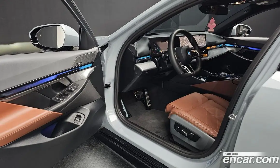 BMW 5 серия 2024 2.0 автомат (гидро), фото 17