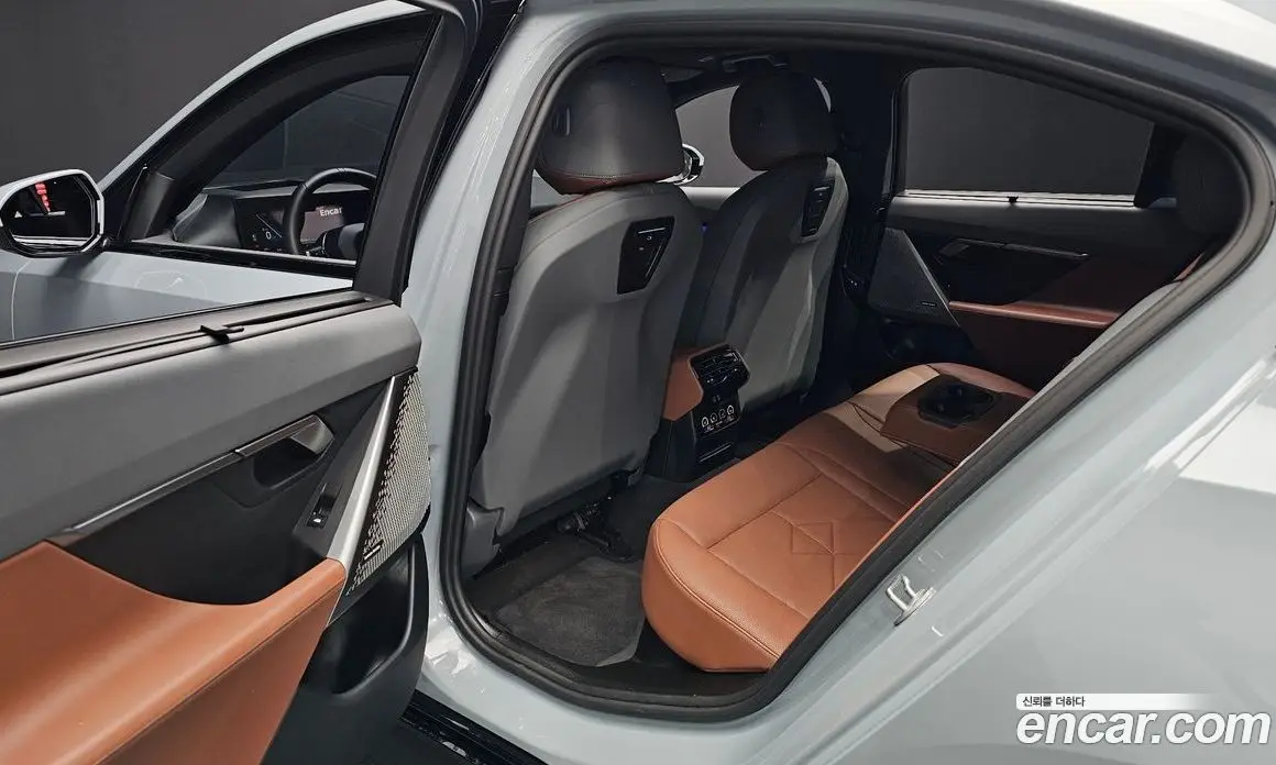 BMW 5 серия 2024 2.0 автомат (гидро), фото 18