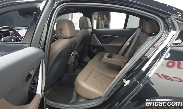 BMW 5 серия 2025 2.0 автомат (гидро), миниатюра 11
