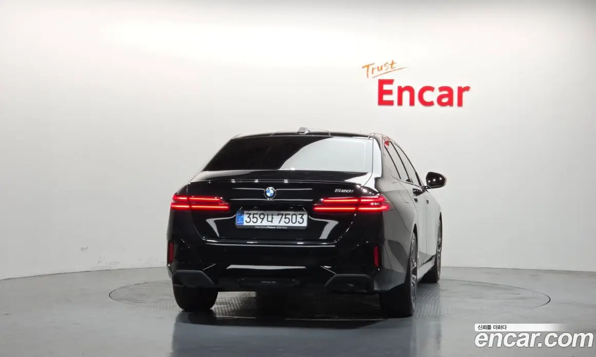 BMW 5 серия 2025 2.0 автомат (гидро), фото 4