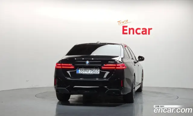 BMW 5 серия 2025 2.0 автомат (гидро), миниатюра 4