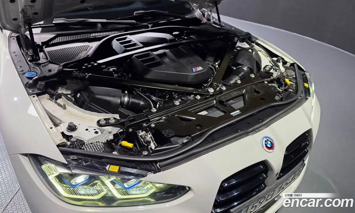 BMW M3 2023 3.0 автомат (гидро), фото 6