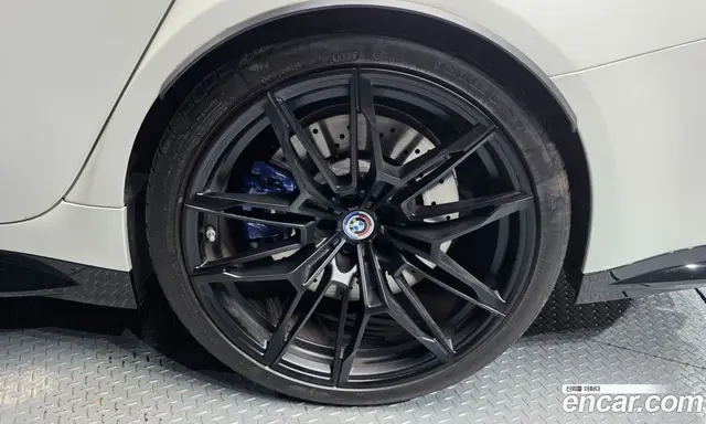 BMW M3 2023 3.0 автомат (гидро), миниатюра 7