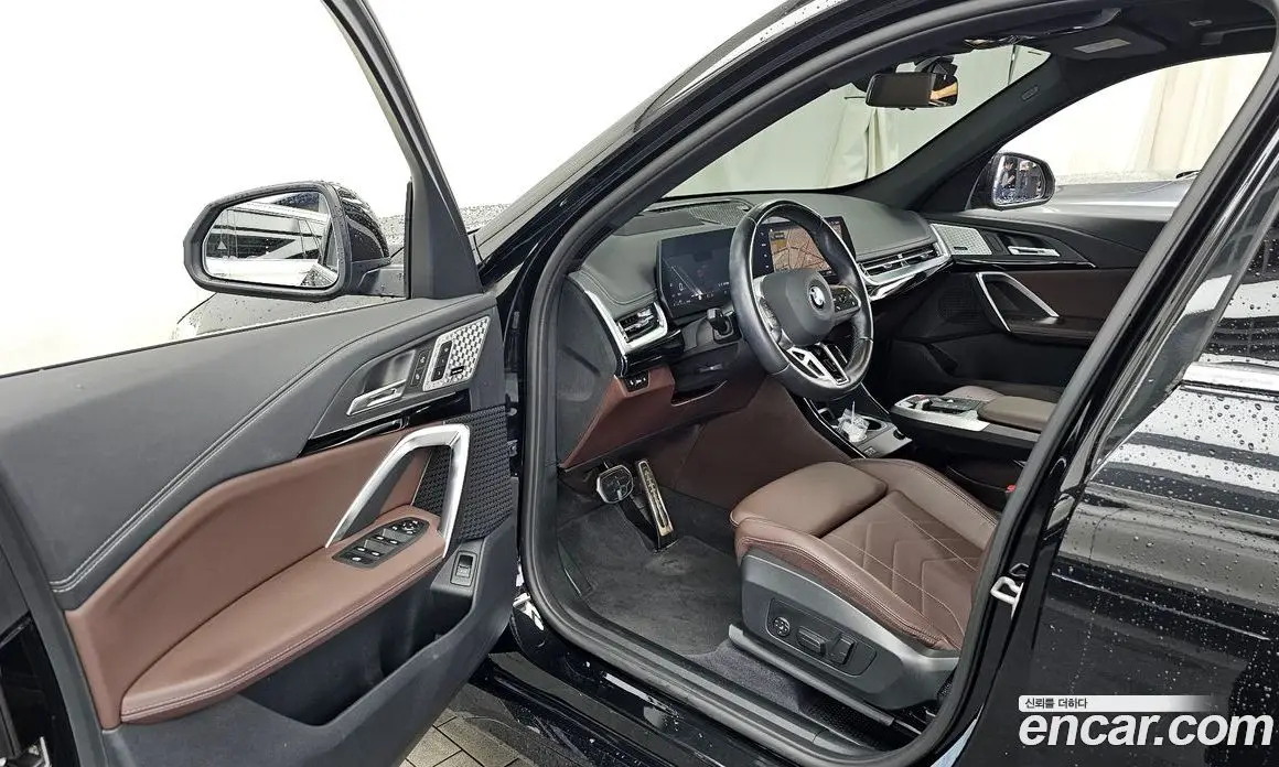 BMW X1 2023 2.0 автомат (гидро), фото 13