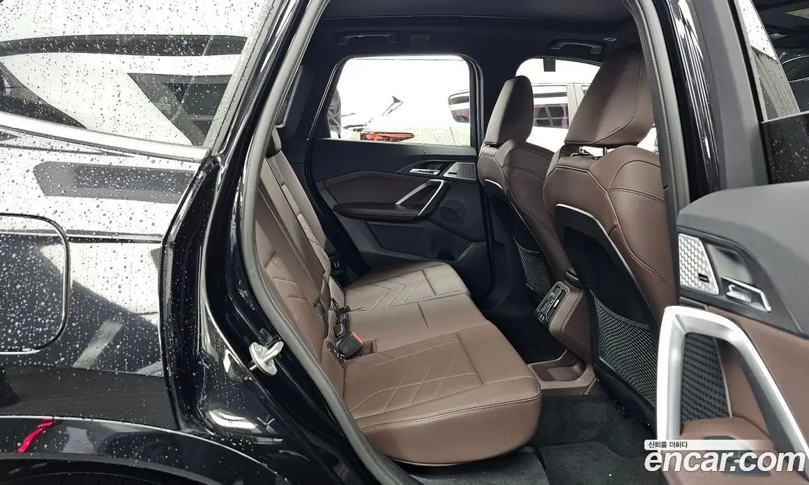 BMW X1 2023 2.0 автомат (гидро), фото 18