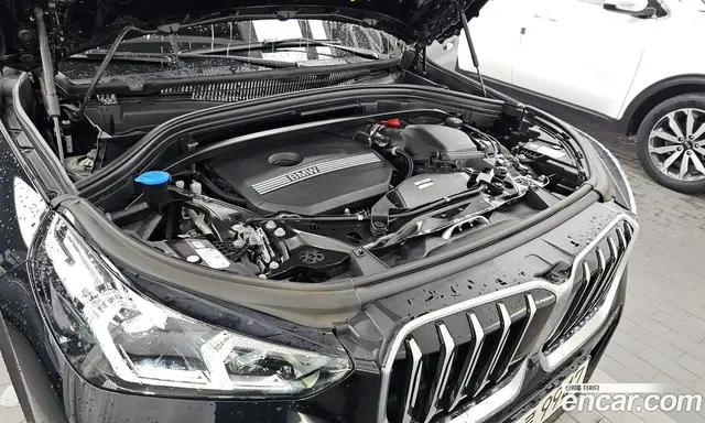 BMW X1 2023 2.0 автомат (гидро), миниатюра 6