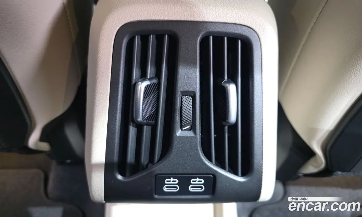 BMW X1 2024 2.0 автомат (гидро), фото 30